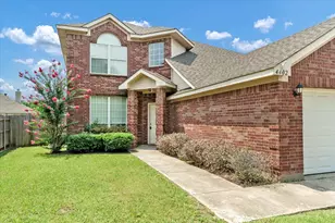 4402 Emerald Leaf Dr, Mansfield, TX 76063 - Photo 2