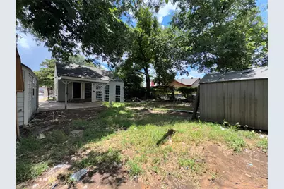 127 Blevins Street, Fort Worth, TX 76111 - Photo 12