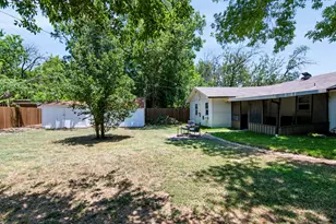 8005 Lazy Lane Rd, North Richland Hills, TX 76180 - Photo 28