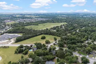 327 Walnut St, Terrell, TX 75160 - Photo 28