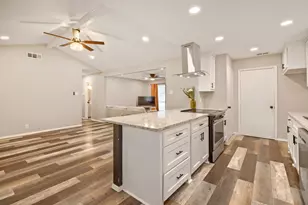3621 Edgewood Dr, Garland, TX 75042 - Photo 12