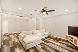 3621 Edgewood Dr, Garland, TX 75042 - Photo 6