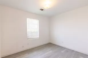 201 & 203 Bluebonnet Dr, Winters, TX 79567 - Photo 14