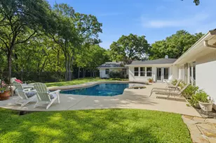 3001 Curry Rd, Arlington, TX 76001 - Photo 32