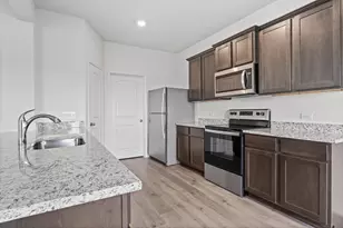 1301 Wind Drift Wy, Fort Worth, TX 76131 - Photo 2
