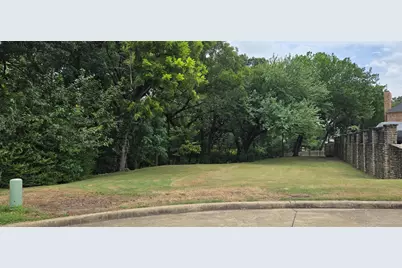 640 Bent Creek Circle, DeSoto, TX 75115 - Photo 1