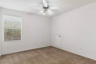 3800 Windy Point Dr, Denton, TX 76208 - Photo 28