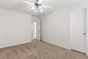 3800 Windy Point Dr, Denton, TX 76208 - Photo 26