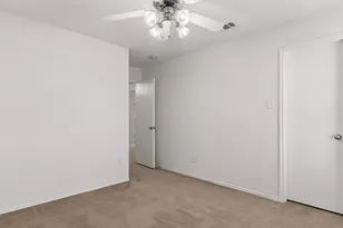 3800 Windy Point Dr, Denton, TX 76208 - Photo 30