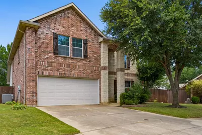 3800 Windy Point Drive, Denton, TX 76208 - Photo 2