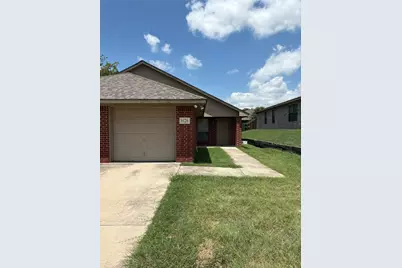 8128 Doreen Avenue, Fort Worth, TX 76116 - Photo 2