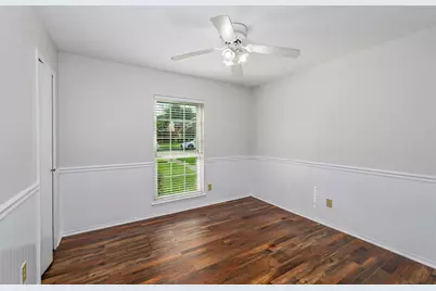 128 Kingsbridge Drive, Garland, TX 75040 - Photo 10