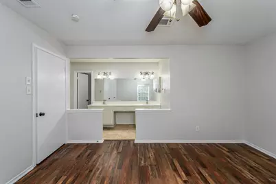 128 Kingsbridge Drive, Garland, TX 75040 - Photo 12