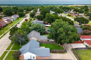 128 Kingsbridge Dr, Garland, TX 75040 - Photo 22