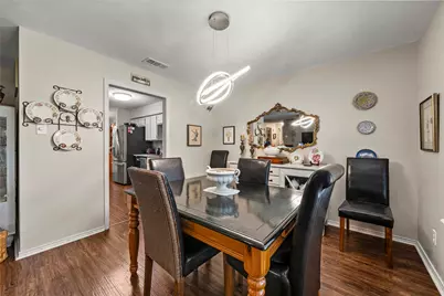 137 Pleasant Grove Lane, Waco, TX 76712 - Photo 8