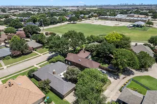 1924 Vera Cruz Dr, Carrollton, TX 75010 - Photo 32