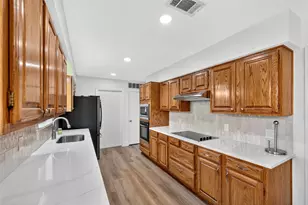 1924 Vera Cruz Dr, Carrollton, TX 75010 - Photo 6