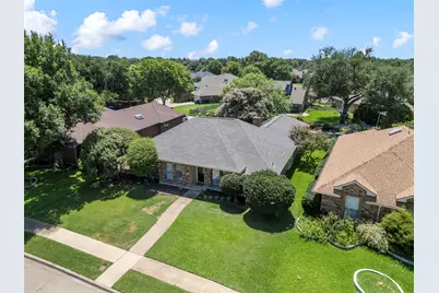 1924 Vera Cruz Drive, Carrollton, TX 75010 - Photo 34