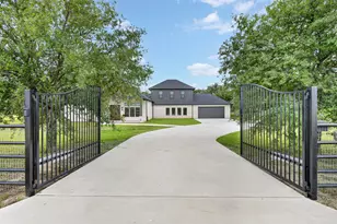 10373 Bobbie Ln, Pilot Point, TX 76258 - Photo 4