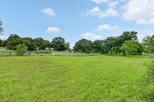 10373 Bobbie Ln, Pilot Point, TX 76258 - Photo 28