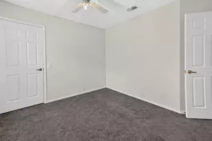 1025 Highland Station Dr, Saginaw, TX 76131 - Photo 32