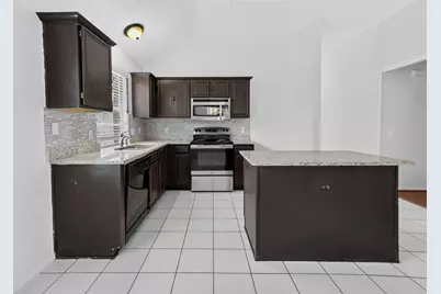 1025 Highland Station Drive, Saginaw, TX 76131 - Photo 10
