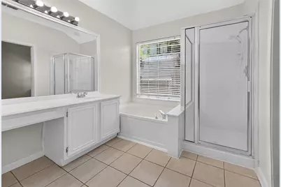 1025 Highland Station Drive, Saginaw, TX 76131 - Photo 34