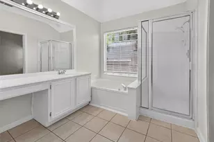 1025 Highland Station Dr, Saginaw, TX 76131 - Photo 34