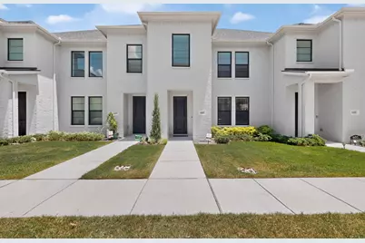605 Friendswood Dr, Plano, TX 75075 - Photo 2