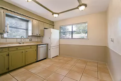 412 Franklin Drive, Euless, TX 76040 - Photo 8
