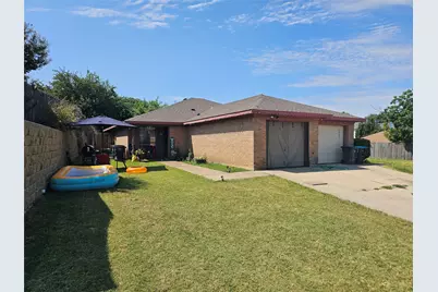 2825 Ridgecrest Drive, Fort Worth, TX 76133 - Photo 2