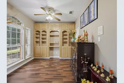 5404 Worley Drive, The Colony, TX 75056 - Photo 6