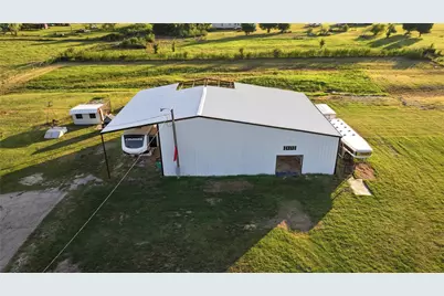 6591 Fm 1758, Bowie, TX 76230 - Photo 34