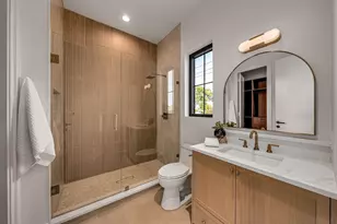 10050 Gooding Dr, Dallas, TX 75229 - Photo 32