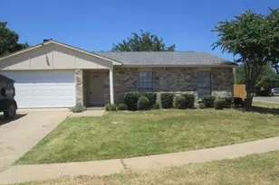 6329 Sunrise Dr, North Richland Hills, TX 76182 - Photo 1