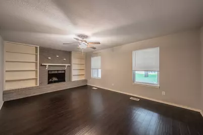 210 Mistletoe Lane, Keene, TX 76059 - Photo 4