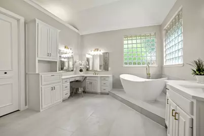 5227 Lincolnshire Court, Dallas, TX 75287 - Photo 16