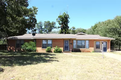 860 N Harbin Drive, Stephenville, TX 76401 - Photo 2