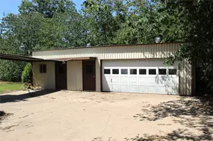 860 N Harbin Dr, Stephenville, TX 76401 - Photo 16