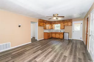 304 Jack Grace Hill Rd, Bowie, TX 76230 - Photo 18