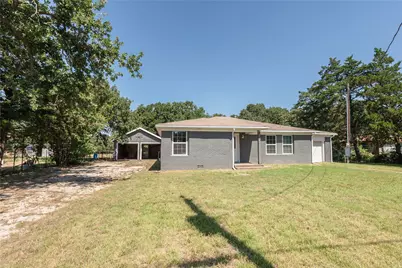 304 Jack Grace Hill Road, Bowie, TX 76230 - Photo 4