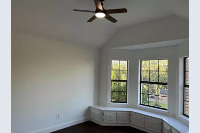 6701 Mt Vernon Court, Arlington, TX 76017 - Photo 6