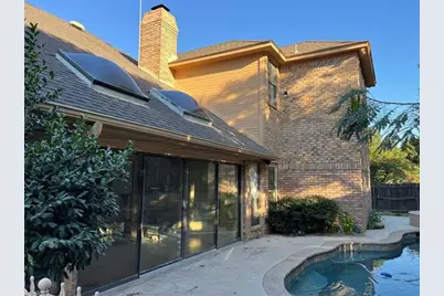 6701 Mt Vernon Court, Arlington, TX 76017 - Photo 12