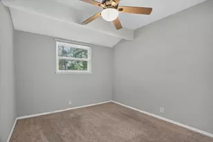 186 Garnet Rd, Springtown, TX 76082 - Photo 20