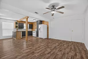 186 Garnet Rd, Springtown, TX 76082 - Photo 14