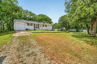 186 Garnet Road, Springtown, TX 76082 - Photo 34