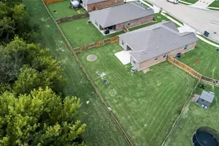 1503 Hill Top Ct, Princeton, TX 75407 - Photo 4