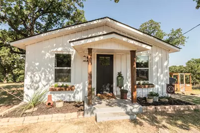 375 Nocona Drive, Nocona, TX 76255 - Photo 2