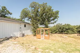 375 Nocona Dr, Nocona, TX 76255 - Photo 8