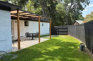 2336 Fenestra Dr, Dallas, TX 75228 - Photo 18